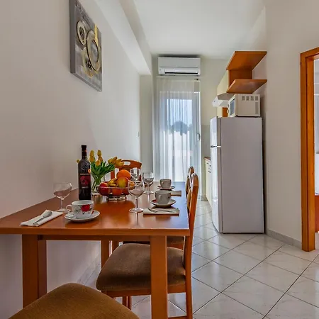 Apartamento Rok 7 By Interhome